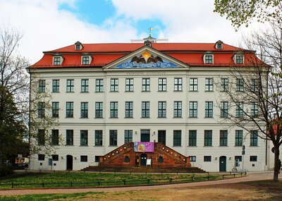 Frankesche Stiftungen, Historisches Waisenhaus, Foto: Michael aus Halle CC BY-SA 3.0 (Bild vergrößern)