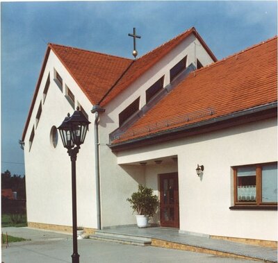 Kirche Neu Bückgen (Bild vergrößern)