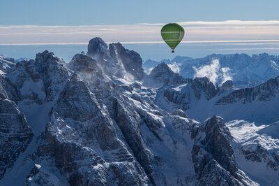 Dolomiten-Überquerung im Heißluftballon, Foto: Stephan Schulz (Bild vergrößern)