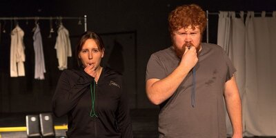 Veranstaltung: Abpfiff gegen sexualisierte Gewalt und Machtmissbrauch - Theaterstück mit anschließender Publikumsimpro