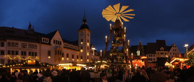 Weihnachtsmarkt in Freiberg, Foto: Kolossos CC BY-SA 3.0 (Bild vergrößern)