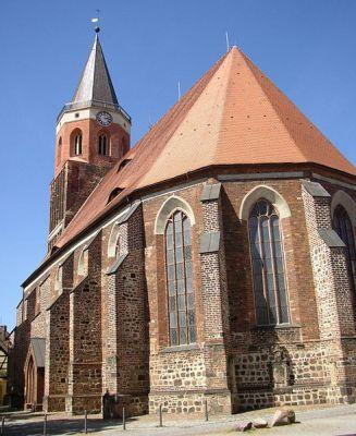 Veranstaltungsort ist die Stadtkirche Calau. (Bild vergrößern)