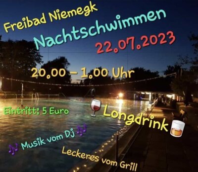 Nachtschwimmen im Niemegker Freibad