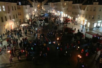 Schneeberger Einkaufsnacht | Blick auf dem Markt (Bild vergrößern)