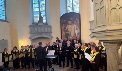 Heidechor in der Schlosskapelle (Bild vergr&ouml;&szlig;ern)