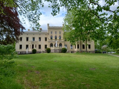 Schloss Reichenow Foto H. Georgi (Bild vergrößern)