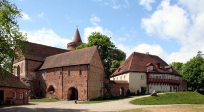 Veranstaltung: Von Stadttoren, Burgen und Schl&ouml;ssern: Burg Stargard, Neubrandenburg und Ivenack