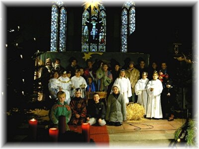 Herzlich willkommen zum Krippenspiel am Heiligabend mit unseren Christenlehrekindern in der Stadtpfarrkirche. (Bild vergrößern)