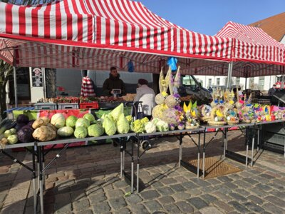 Polnische Spezialitäten - Obst, Gemüse, Wurst und Käse, Marmeladen und eingelgtes Gemüse