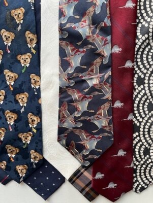 Krawatten aus zwei Sammlungen