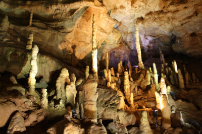 Kerzensaal in der Binghöhle
