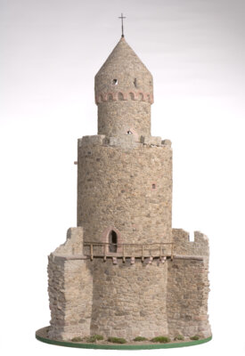 Modell des Dieburger Hexenturms im Museum Schloss Fechenbach