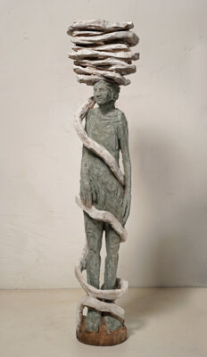 Sieglinde Gros: Geduldsfaden, 2019, Platane, farbig gefasst