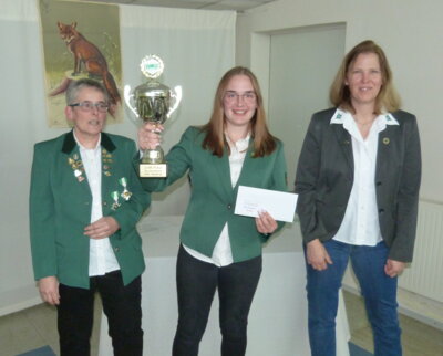 Eileen gewinnt den LVM Pokal 2023 und 50 €
