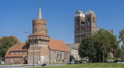 Mitteltorturm und St.-Marien Prenzlau, Foto: Bytfisch CC BY-SA 3.0 DE Deed