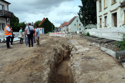 Grabungen an der Havelberger Straße Pritzwalk, 2023. (Foto: Lars Schladitz)