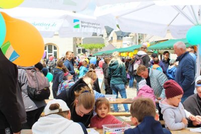 Veranstaltung: Kinderjahrmarkt Halli Galli