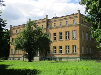 Das ehem. Schloss Tamsel in Dabroszyn