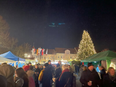 Jüterboger Weihnachtsmarkt (Bild vergrößern)
