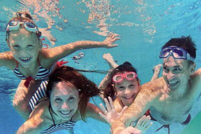 Familienbadetag (Foto: Stadtwerke Schneeberg) (Bild vergrößern)