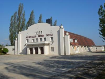 Haupteingang Klubhaus