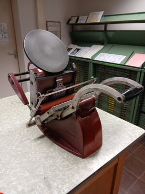 Handdruckmaschine