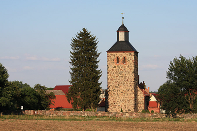 Dorfkirche Fröhden (Bild vergrößern)