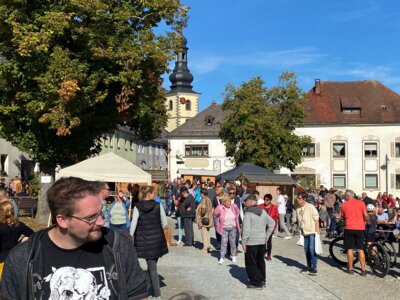 Markttreiben beim Thiersteiner Erntemarkt