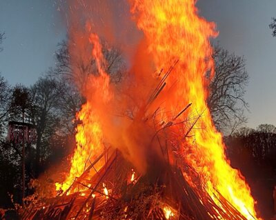Maifeuer (Bild vergrößern)