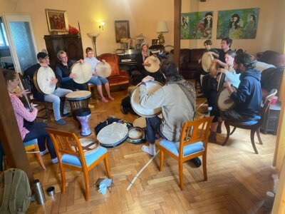 Veranstaltung: Trommelworkshop mit Michael Metzler Sa 22. 02. 2025
