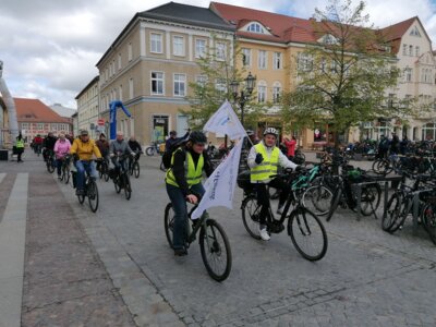 Foto: Rolandstadt Perleberg | Beim Anradeln 2024 war Wittstock der Zielort.