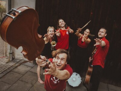 Veranstaltung: "Zargenbruch" Konzert in der Pfarrscheune