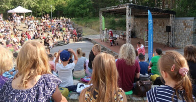 Tacki & Noisly beim Prignitzer Theatertag (Bild vergrößern)