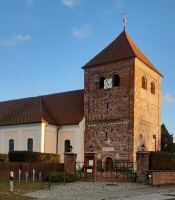 Kirche Hohennauen - Bildautor: Sabine Clausner