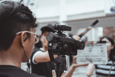 Foto von Lisanto 李奕良 auf Unsplash (Bild vergrößern)