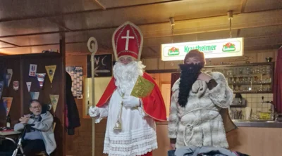 Nikolaus und Knecht Ruprecht zu Gast bei den Steigerwaldpfoten