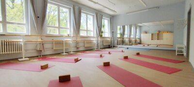 Veranstaltung: Reconnect & Recharge - Resilienz und Selbstbehauptung für Frauen* Sa 08. 11. 2025