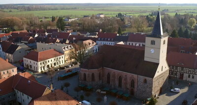 Herzlich willkommen zum Gottesdienst am o6. Juli um 11:oo Uhr in unserer Stadtpfarrkirche Beelitz.