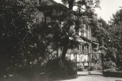 Veranstaltung: Rundgang im Park von Schloss Fechenbach Fr 29.08.2025