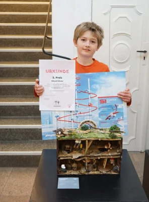 2. Preis mit 98 Stimmen | Eduard Körner, 9 Jahre aus Annaberg-Buchholz Mit der „Fundgrube Eduard“ (Bild vergr&ouml;&szlig;ern)