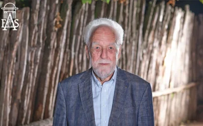 Zoodirektor i.R. Peter Müller (Bild vergr&ouml;&szlig;ern)