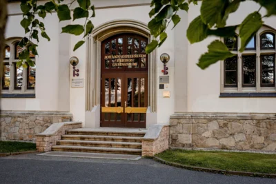 Johann-Gottfried-Herder-Gymnasium (Bild vergr&ouml;&szlig;ern)