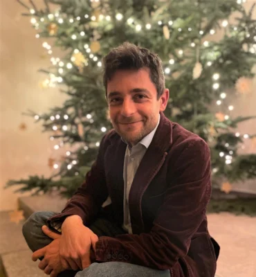 Meisterpianist Thomas Kübler (Bild vergr&ouml;&szlig;ern)