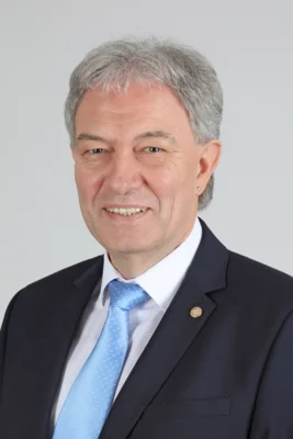 Landrat Klaus Löffler, Begrüßung