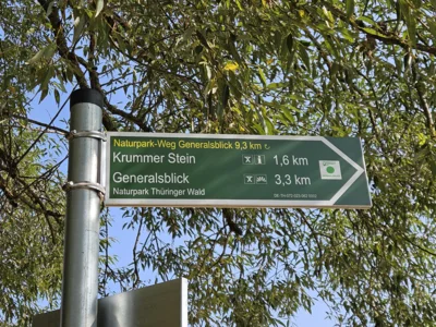 Wegweiser auf dem Naturpark-Weg Generalsblick (Bild vergr&ouml;&szlig;ern)