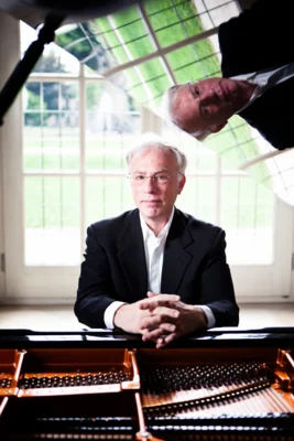 Tobias Hartlieb, Pianist