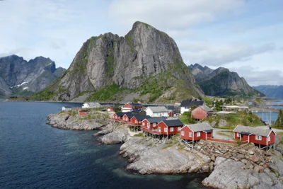 Auf den schönen Lofoten in Norwegen (Bild vergr&ouml;&szlig;ern)