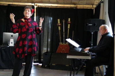 Jane Zahn und Hans-Karsten Raecke in der Musikbrennerei