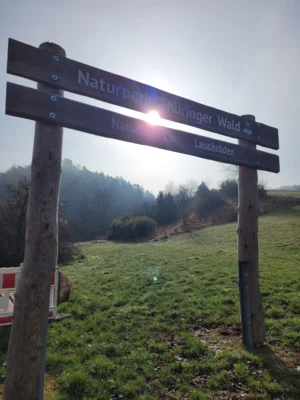 Naturpark-Tor Lauchröden (Bild vergr&ouml;&szlig;ern)