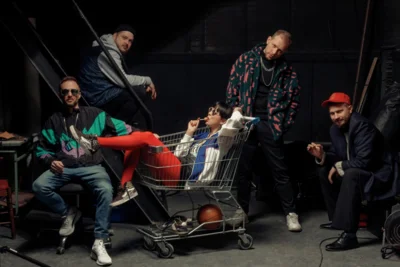 DZ`OB - Bandfoto 02 (Bild vergr&ouml;&szlig;ern)